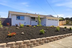 005_F8_2225 Meadowlark St