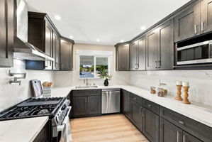 013_F8_2225 Meadowlark St