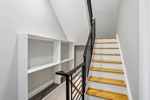 N Waterloo St-S1507-023.jpg