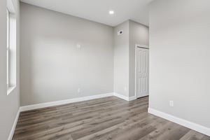 N Waterloo St-S1507-027.jpg