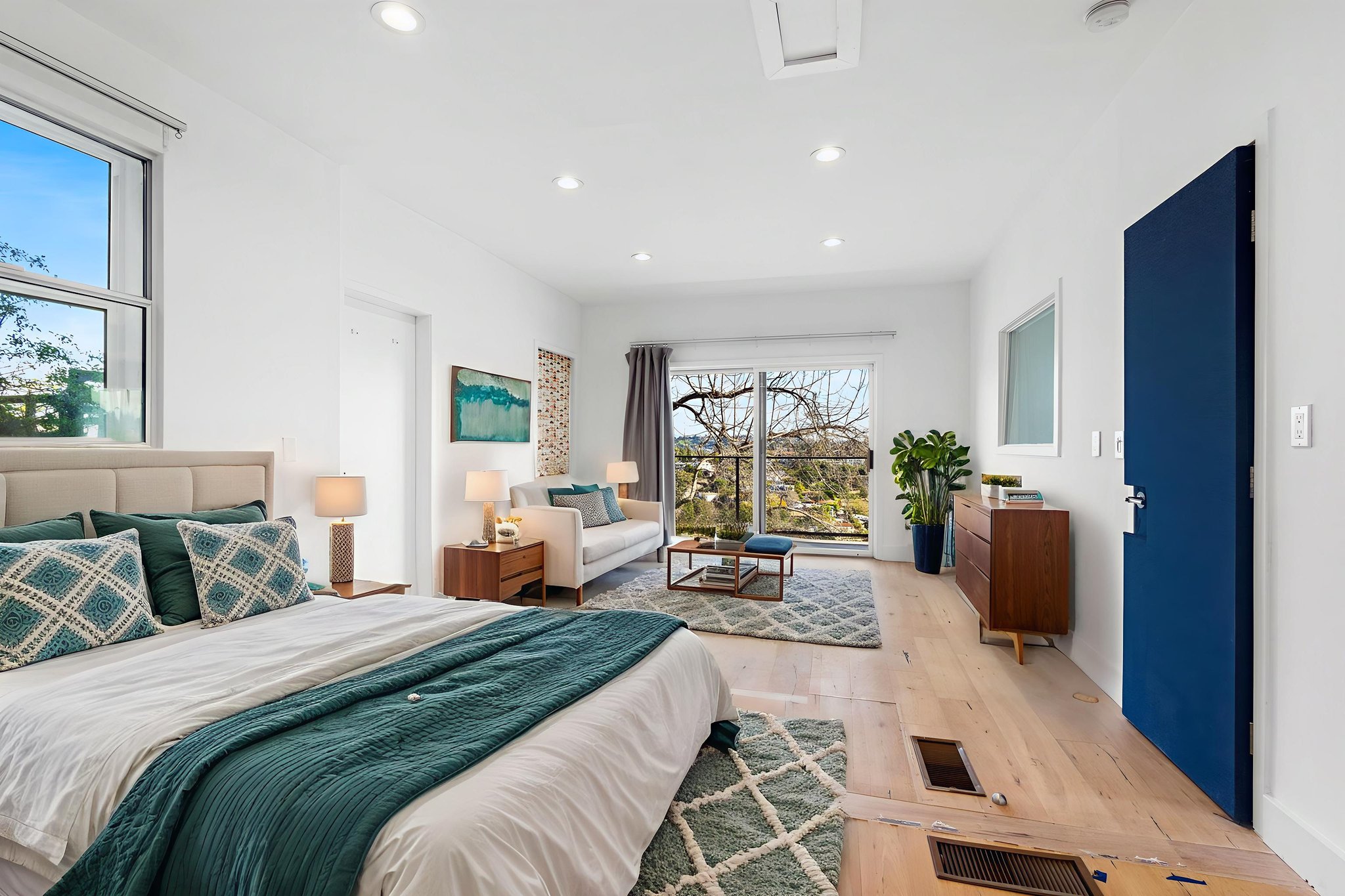 Interior  (75 of 88) virtually staged.jpeg