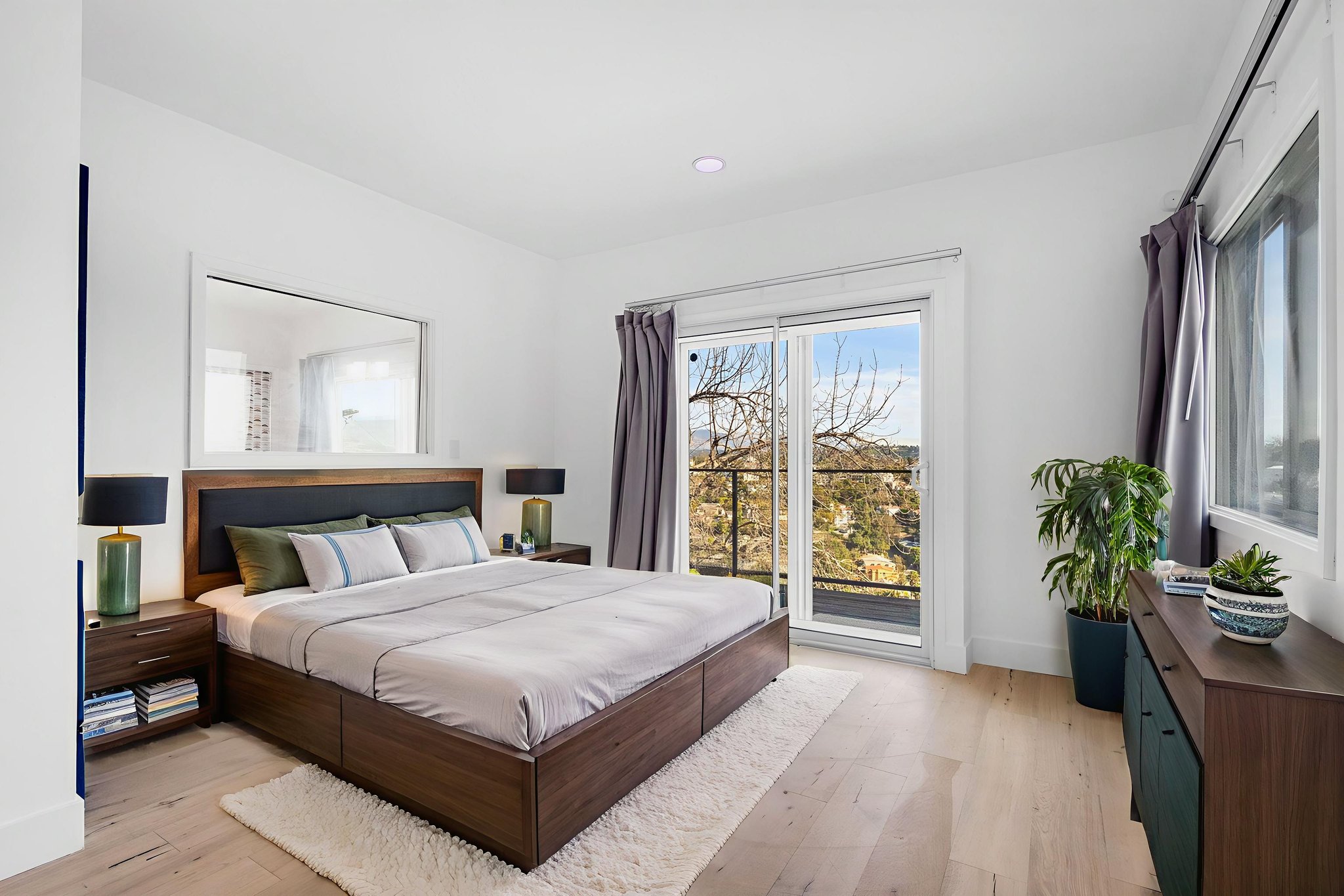 Interior  (78 of 88) virtually staged.jpeg