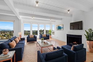 Interior  (22 of 88) virtually staged.jpeg