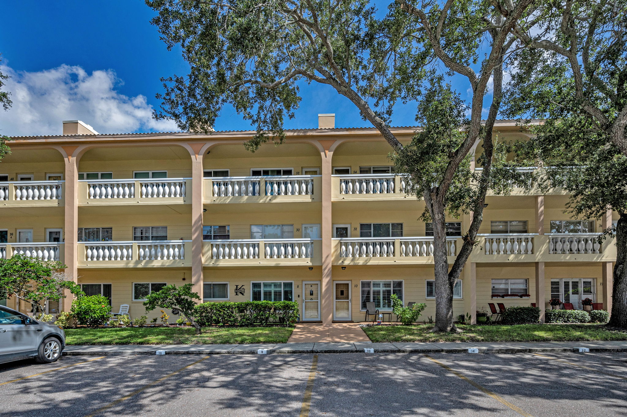 Front Exterior2