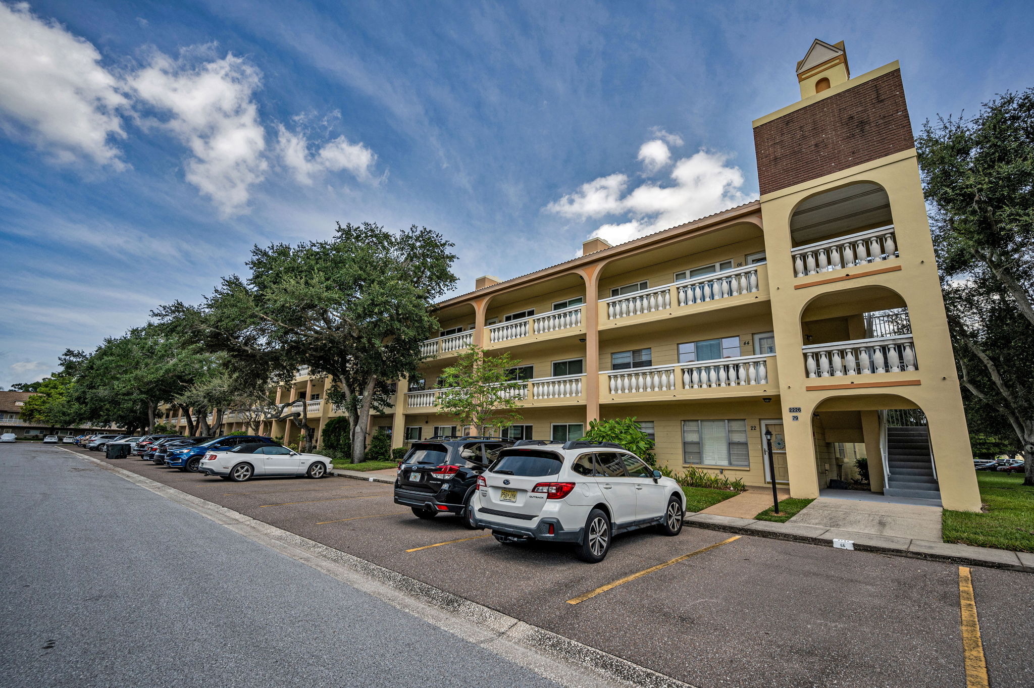 Front Exterior6