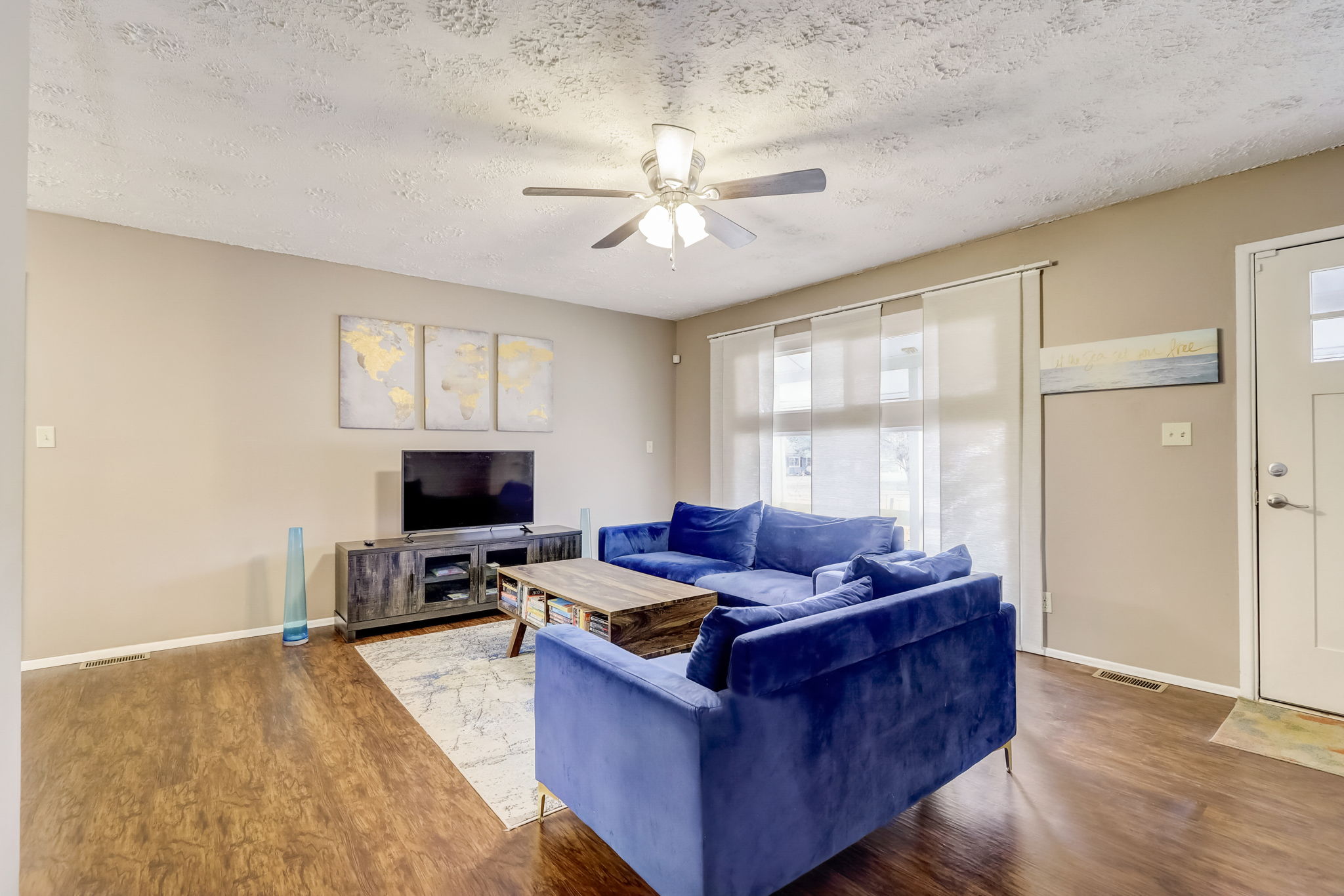 N Kitley Ave-006