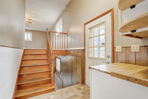 N Kitley Ave-015
