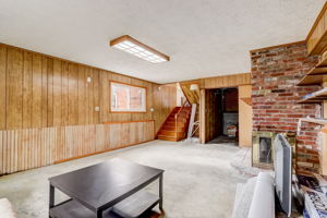 N Kitley Ave-025
