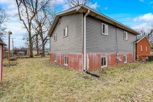 N Kitley Ave-040