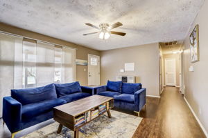 N Kitley Ave-007