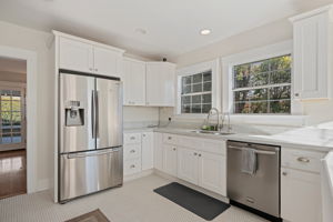 12 - Kitchen
