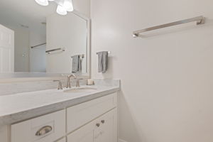 26 - Bathroom 2