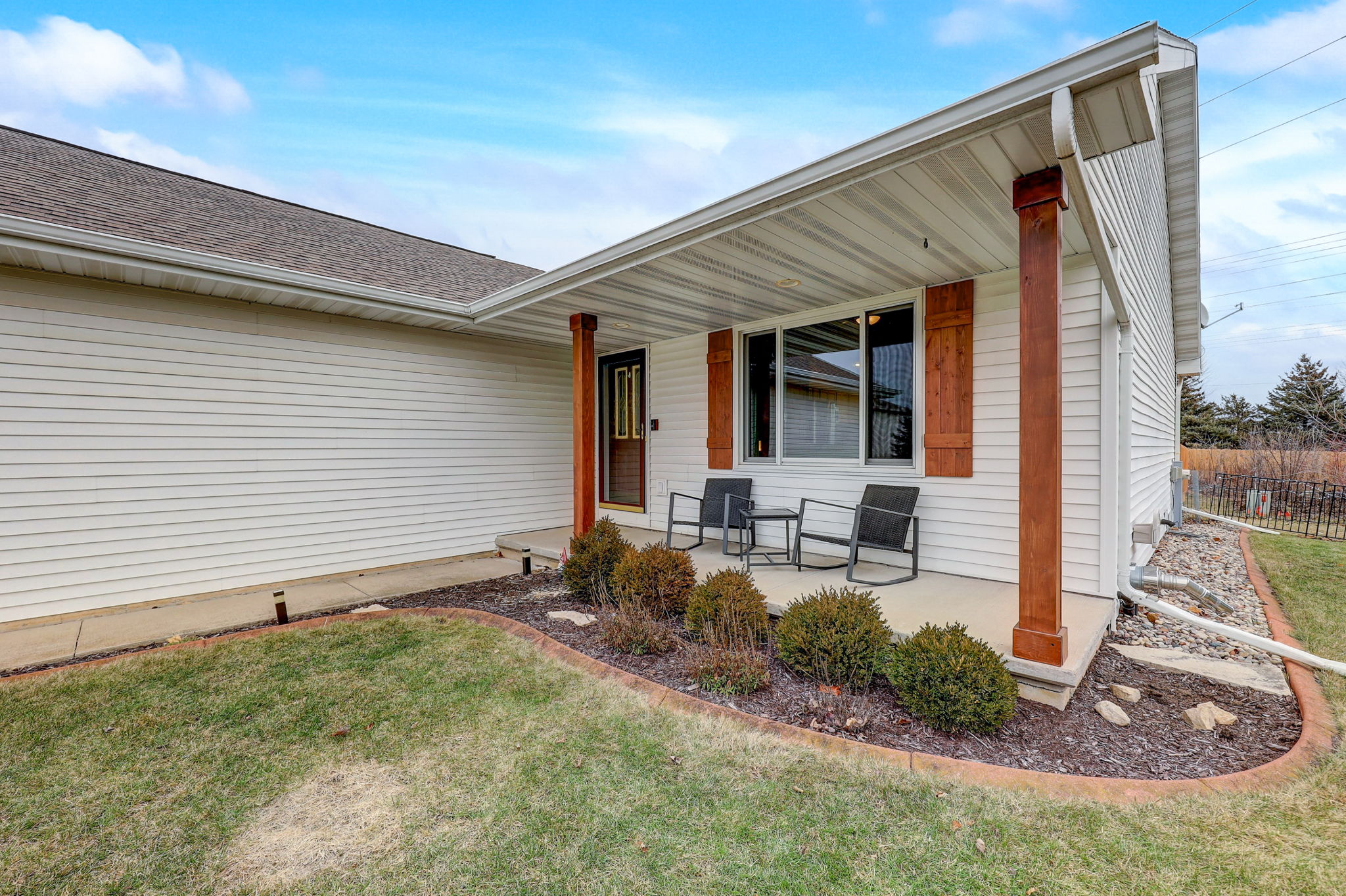 High Meadows Ln-008