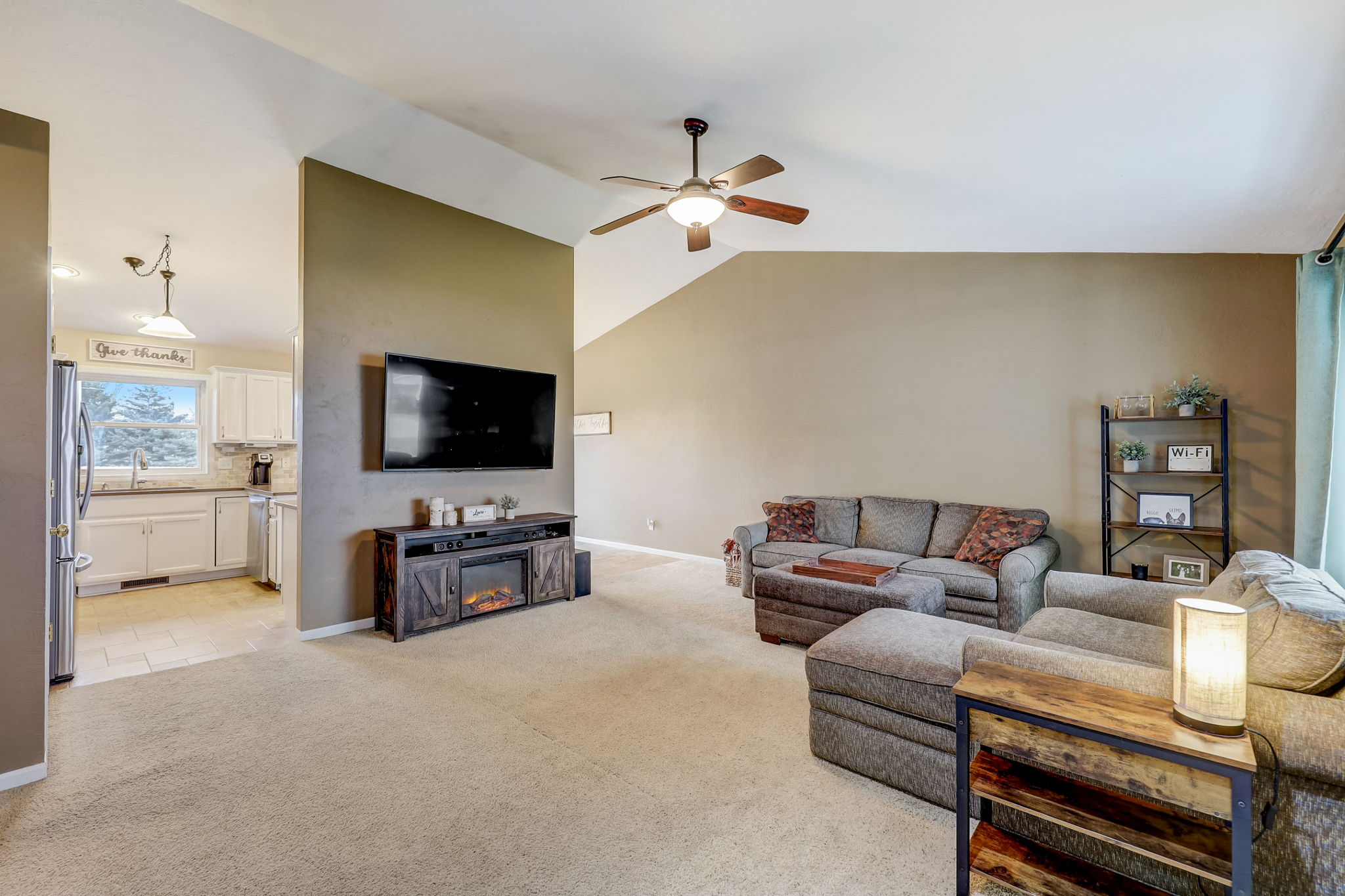 High Meadows Ln-011