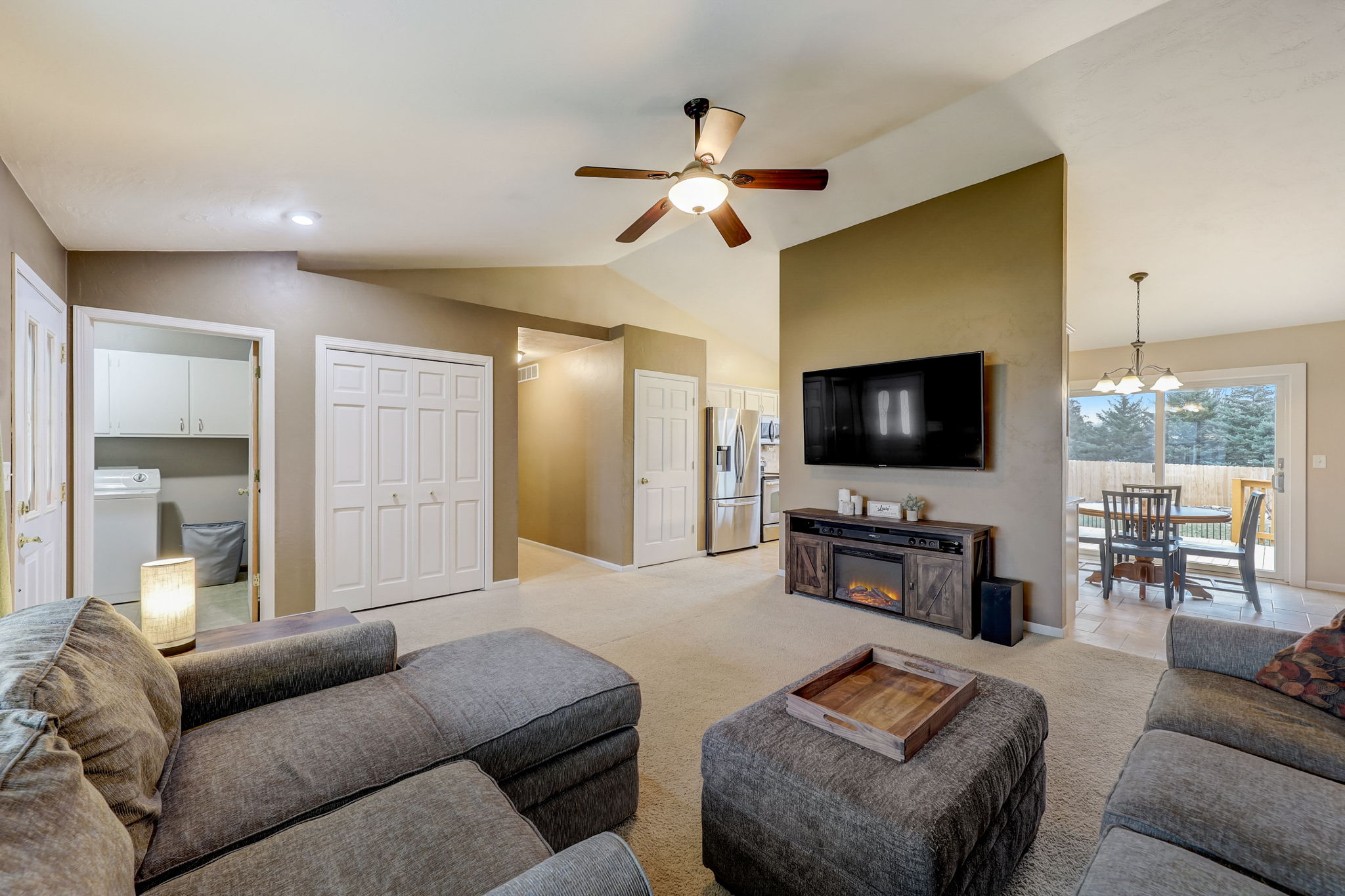 High Meadows Ln-014