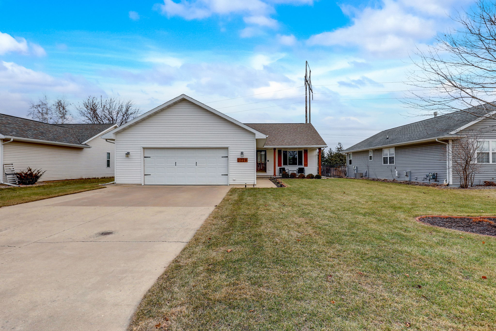 High Meadows Ln-001