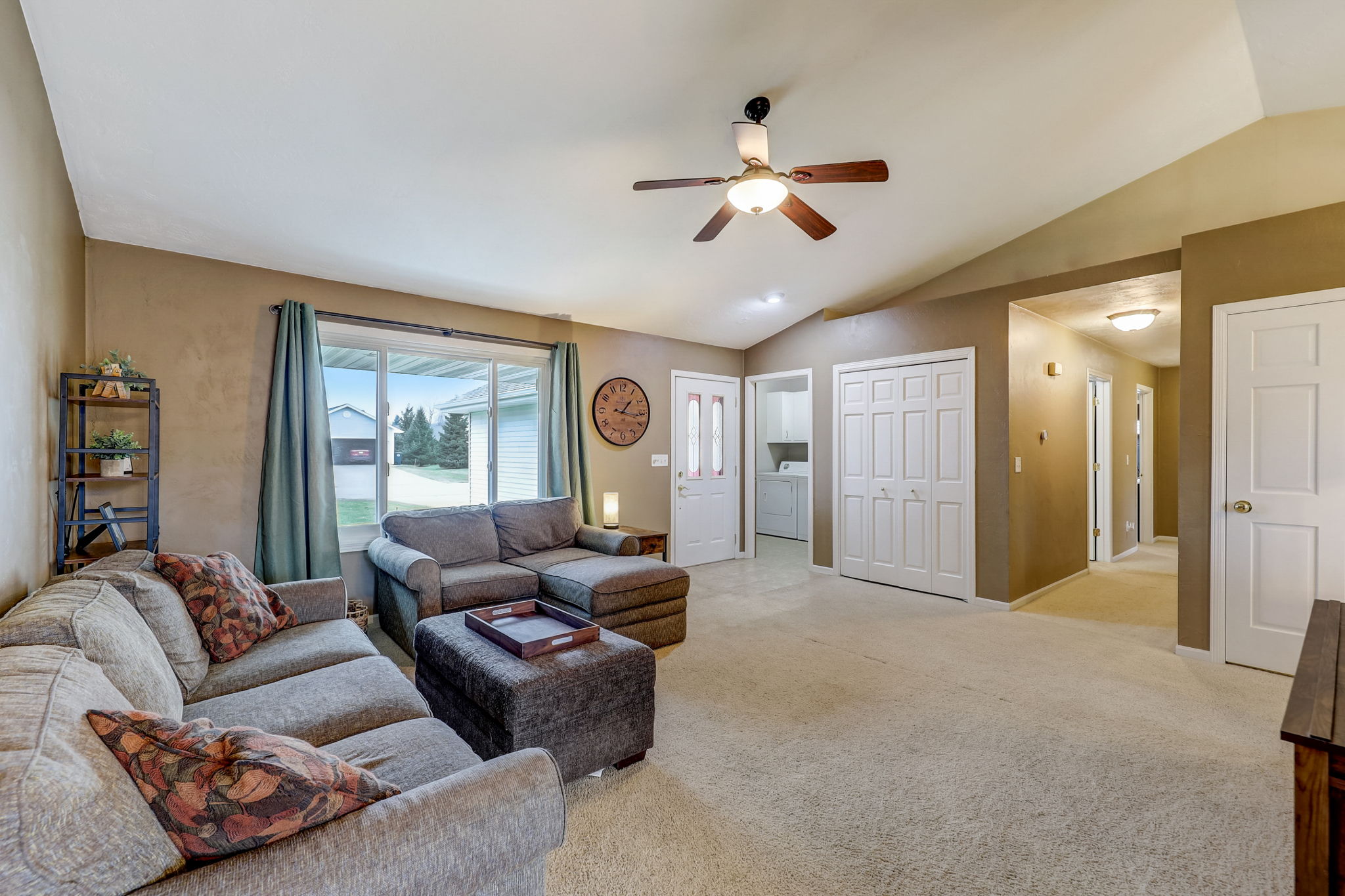 High Meadows Ln-013