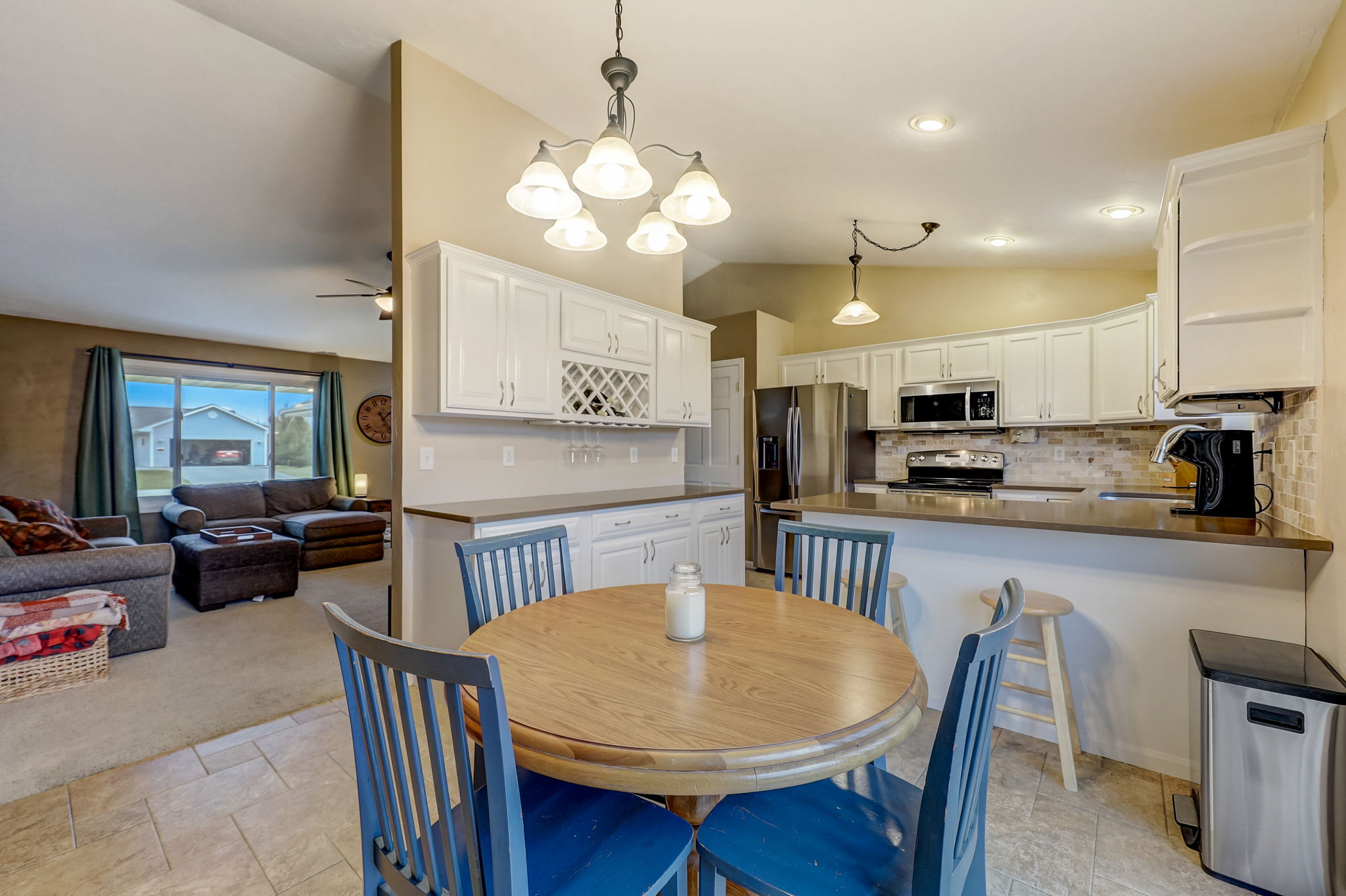 High Meadows Ln-018