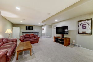 High Meadows Ln-054