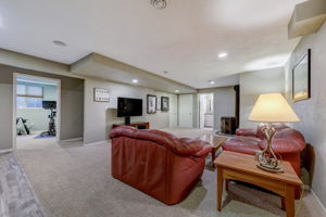 High Meadows Ln-051
