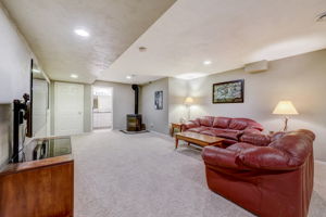 High Meadows Ln-050