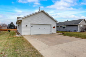 High Meadows Ln-006