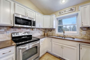 High Meadows Ln-021
