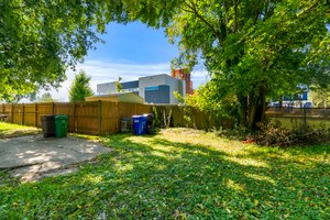 27. Back exterior.JPG