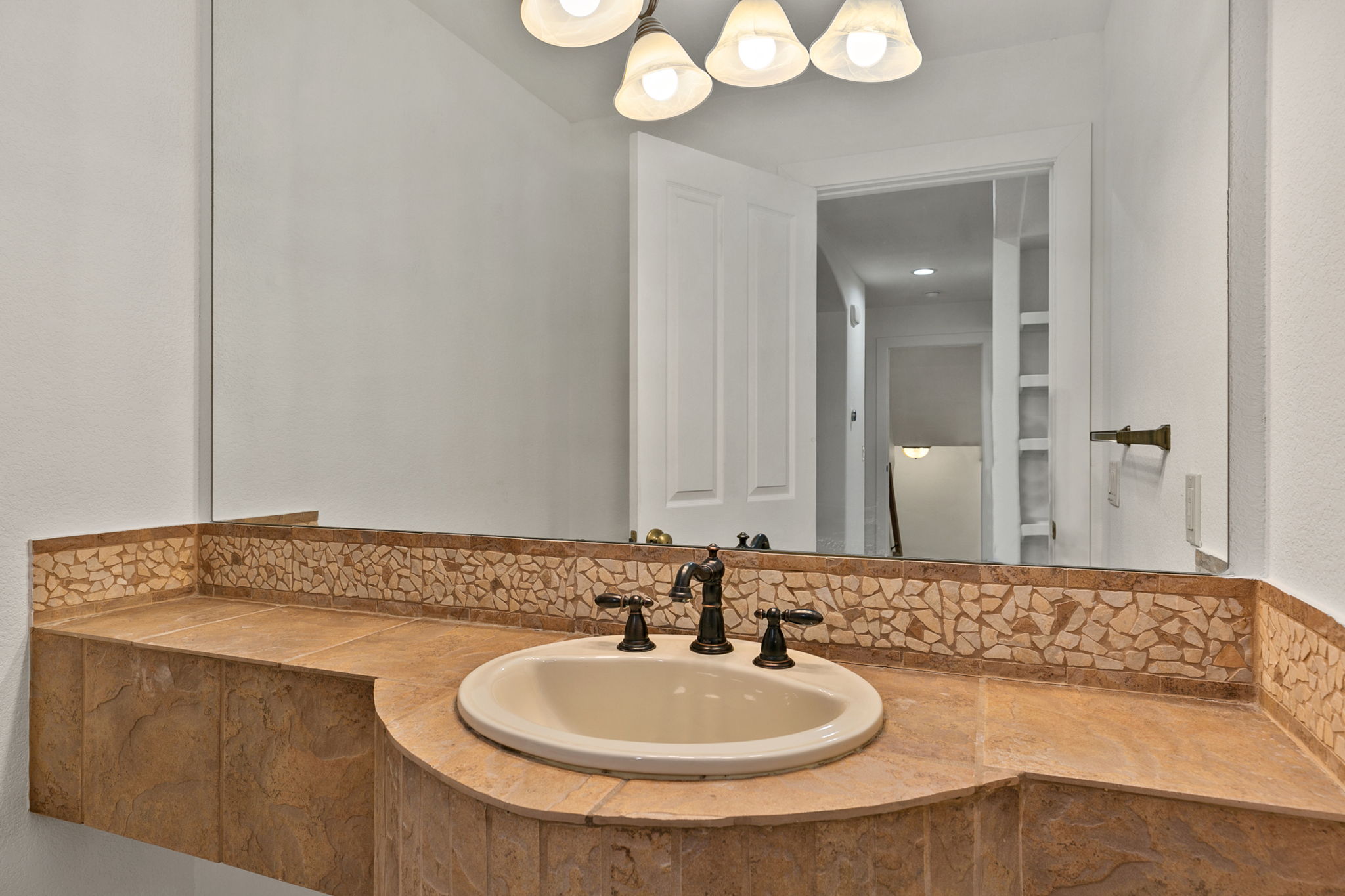 223 Basswood Ave, Johnstown, CO 80534, USA Photo 15