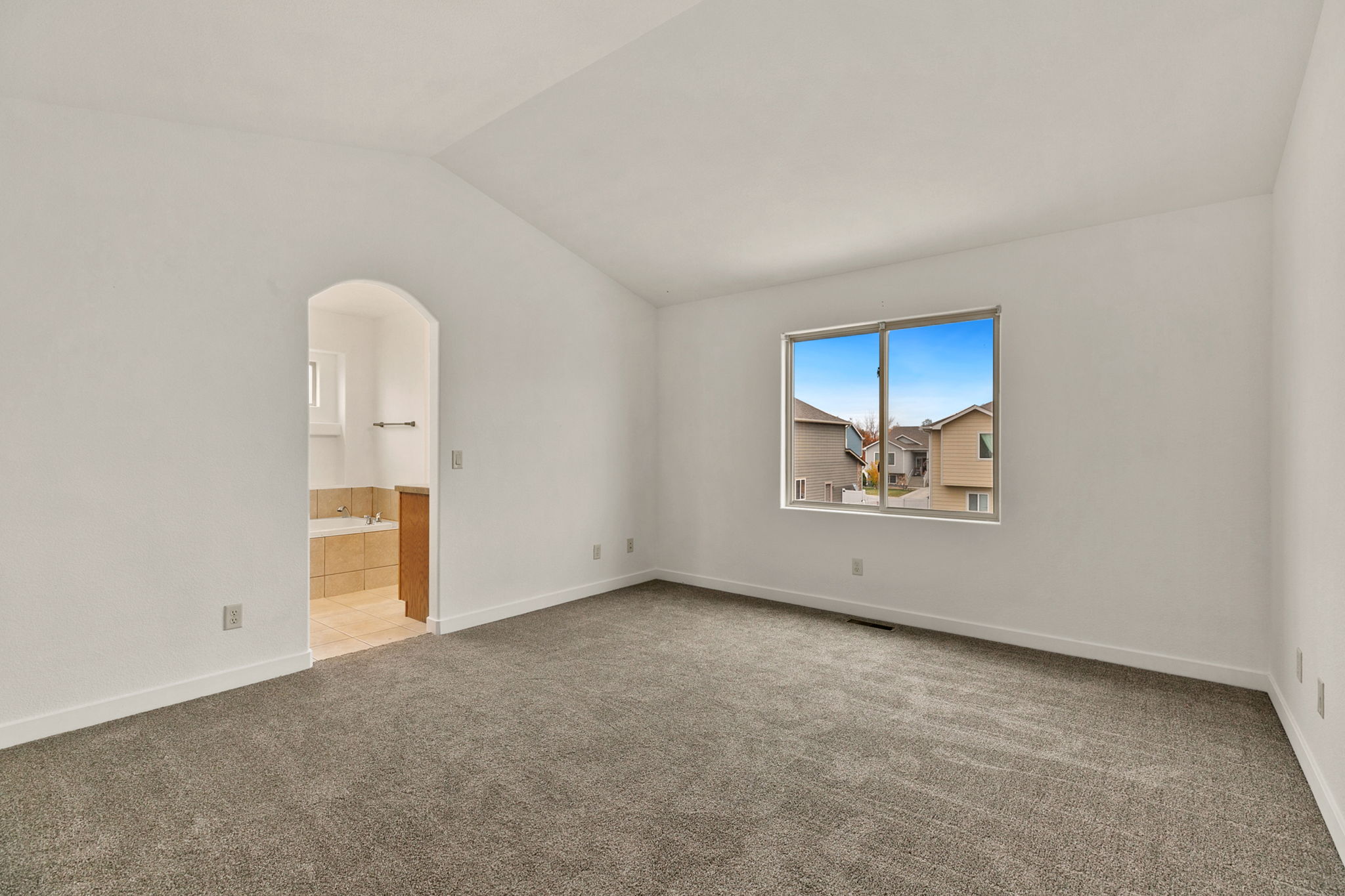 223 Basswood Ave, Johnstown, CO 80534, USA Photo 16