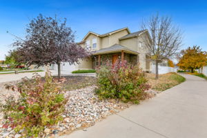 223 Basswood Ave, Johnstown, CO 80534, USA Photo 1