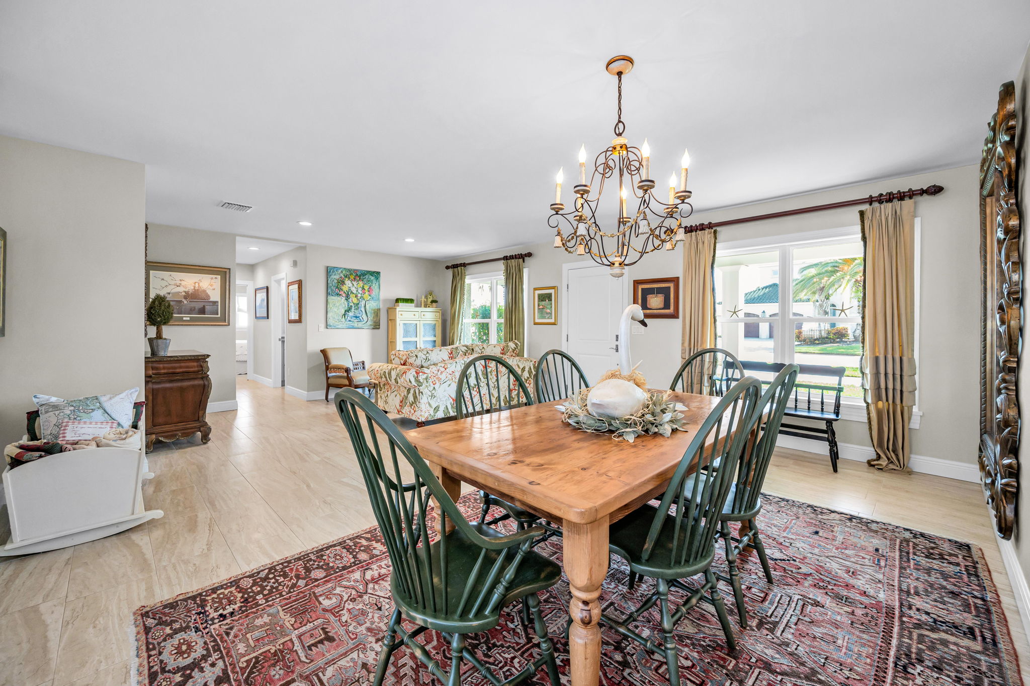 Dining Room3