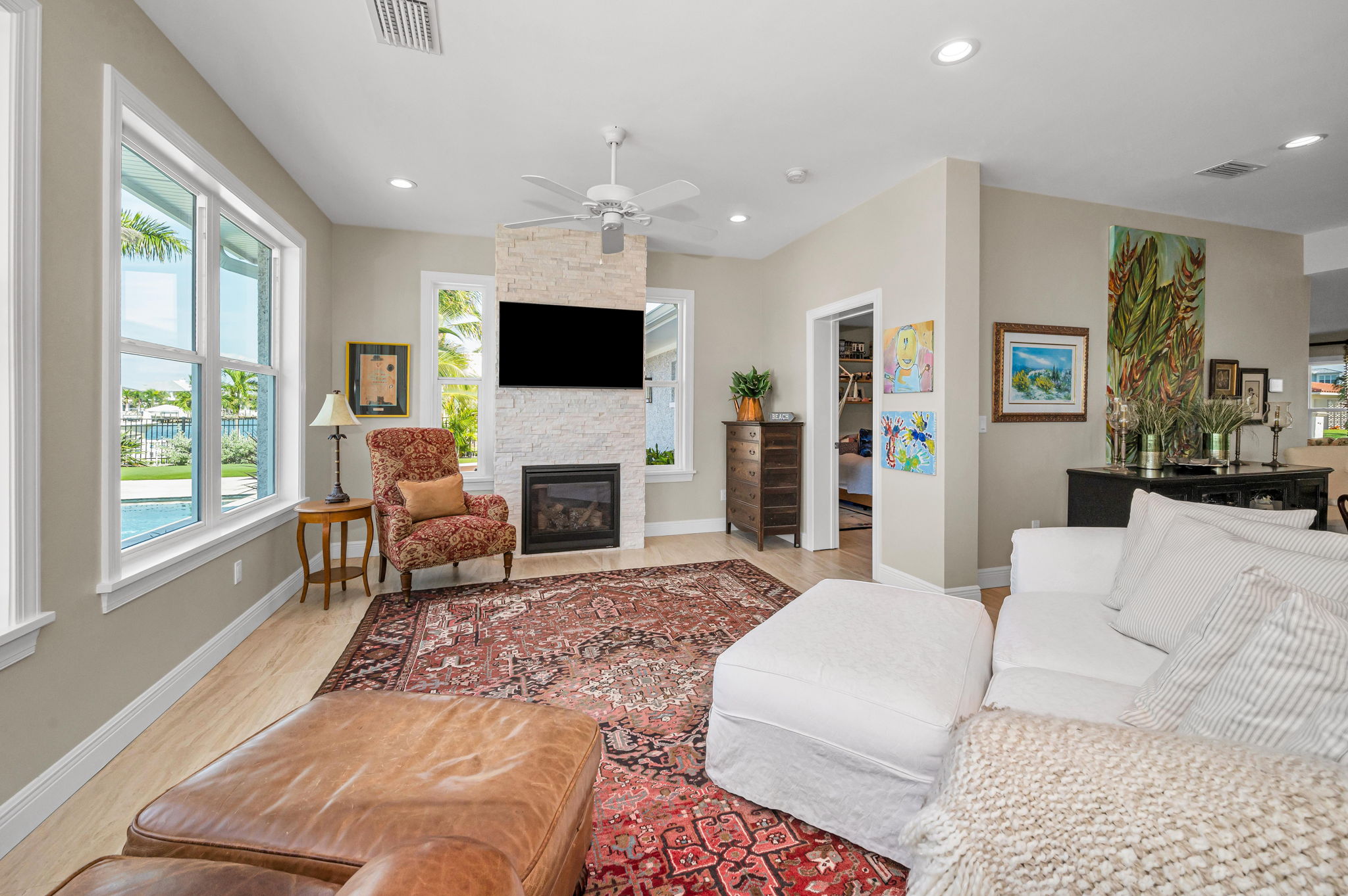 Family Room4