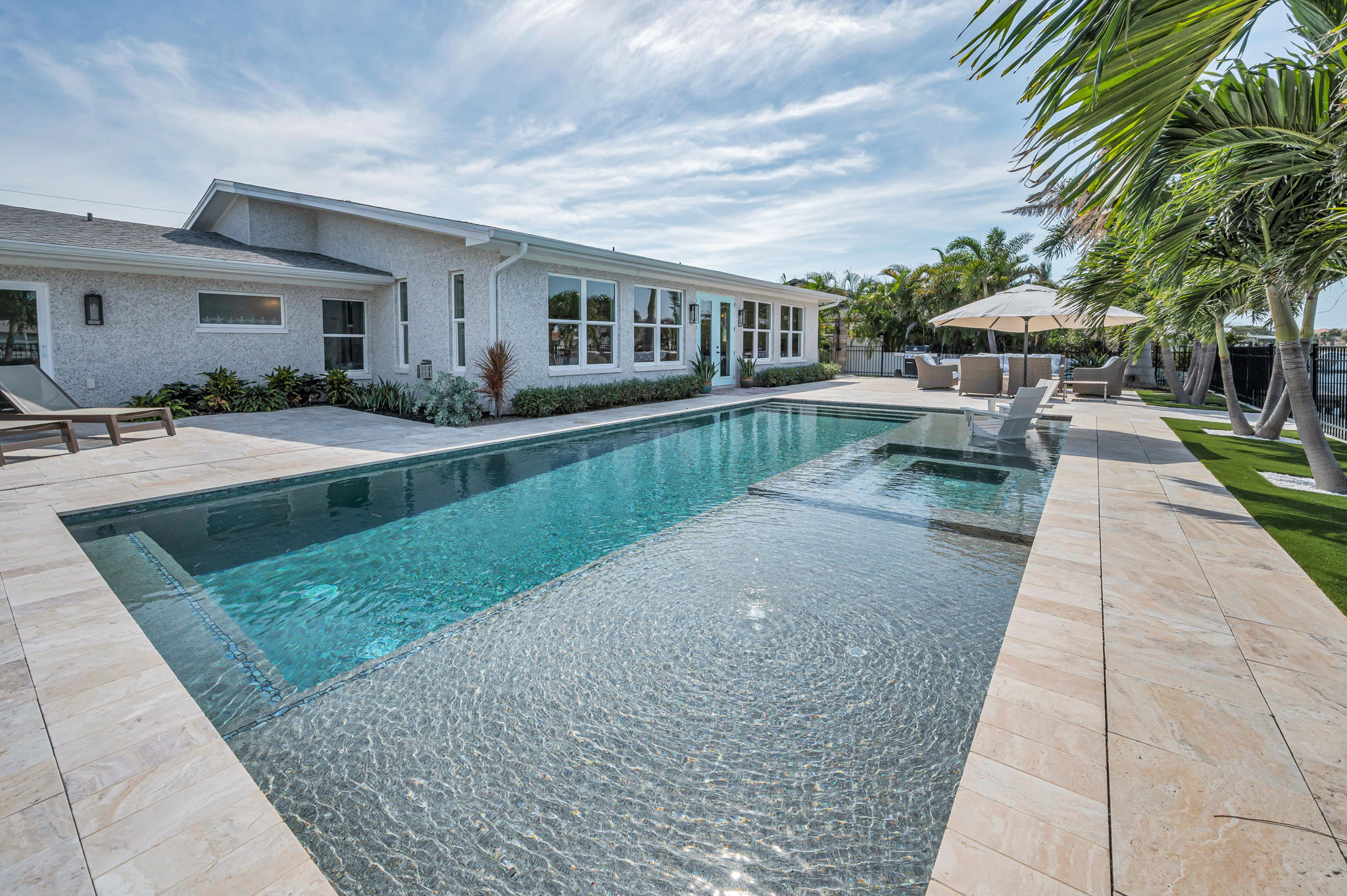 Pool8