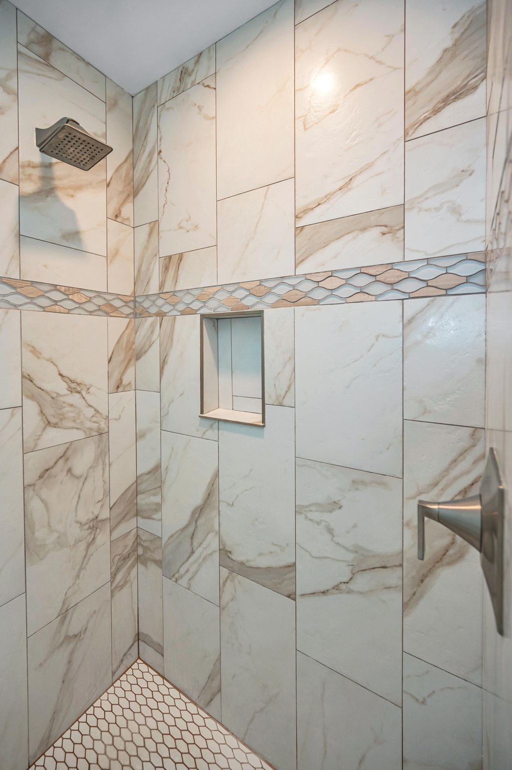 Primary Bathroom1b