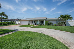 Front Exterior10