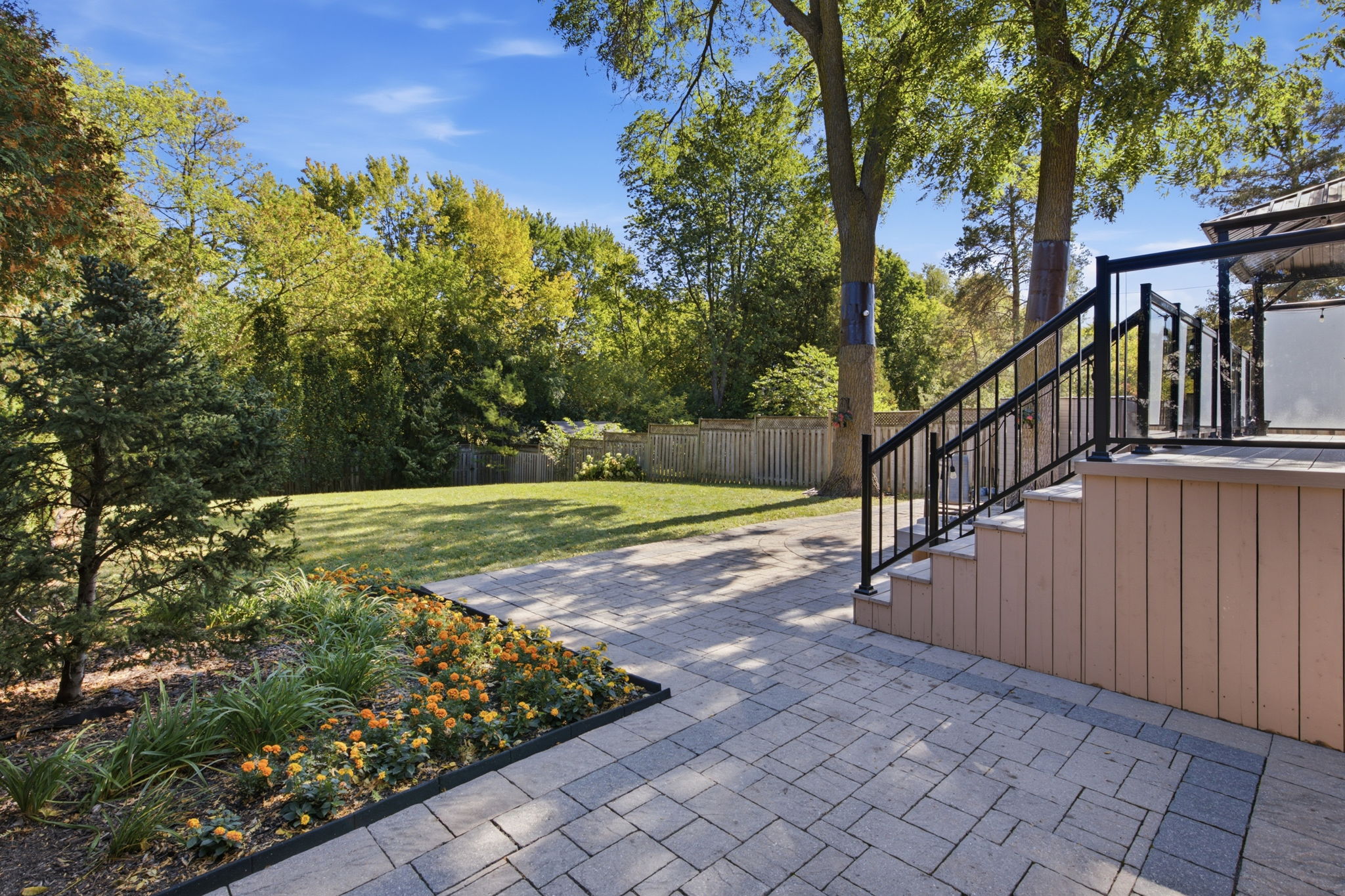 Property in Richmond Hill — delivered property photograph 15