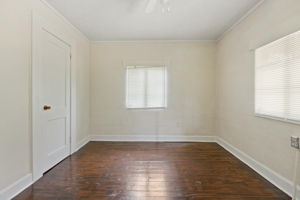  Photo 38