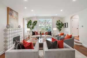 223 S McCarty Drive-19