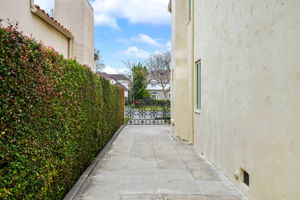 223 S McCarty Drive-58