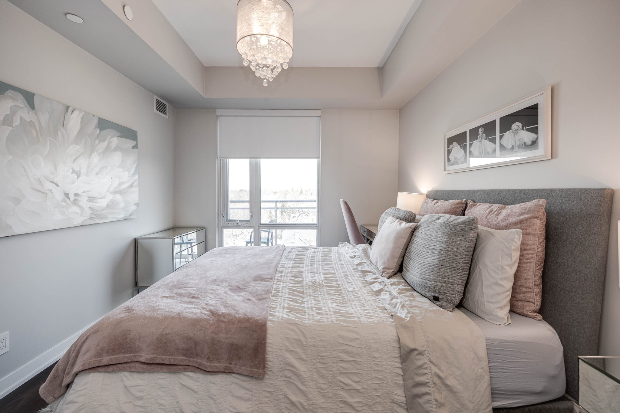 Toronto property showcase — delivered property photograph 19