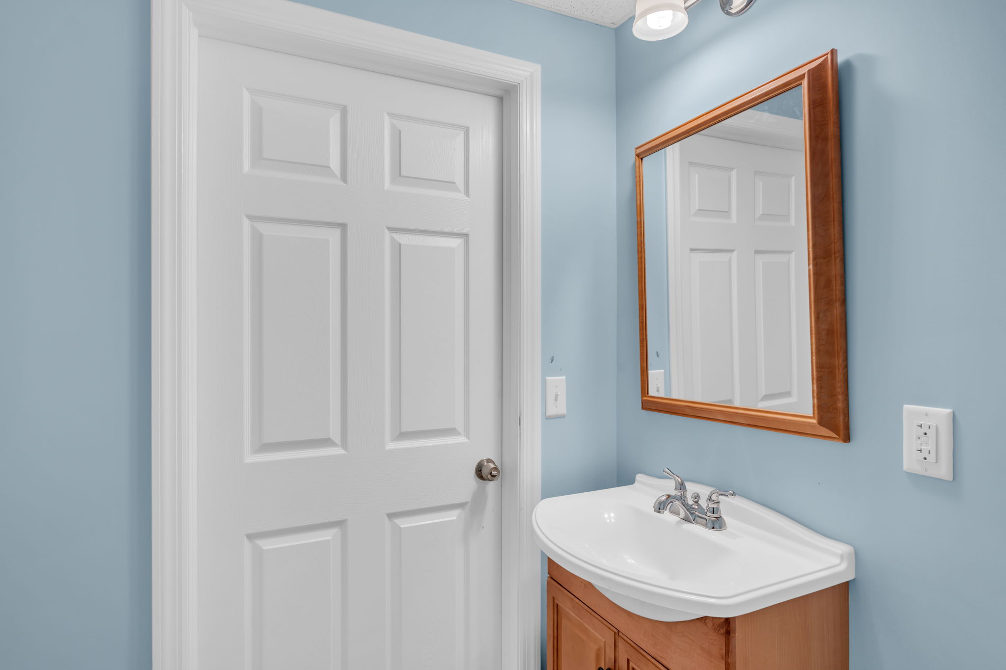  Photo 57