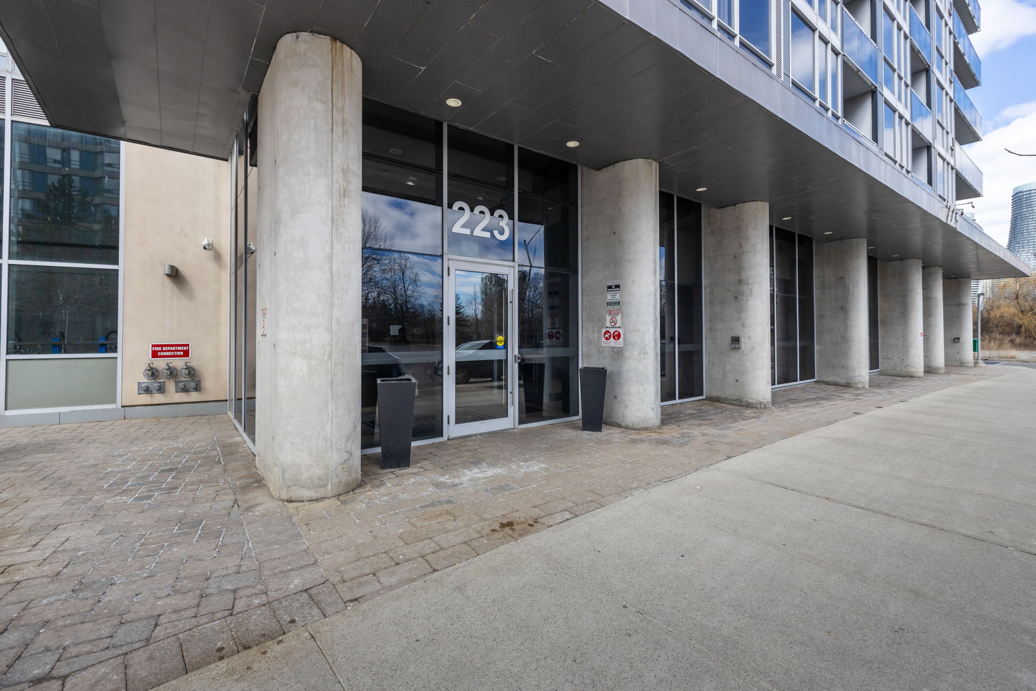 Mississauga property showcase — delivered property photograph 2