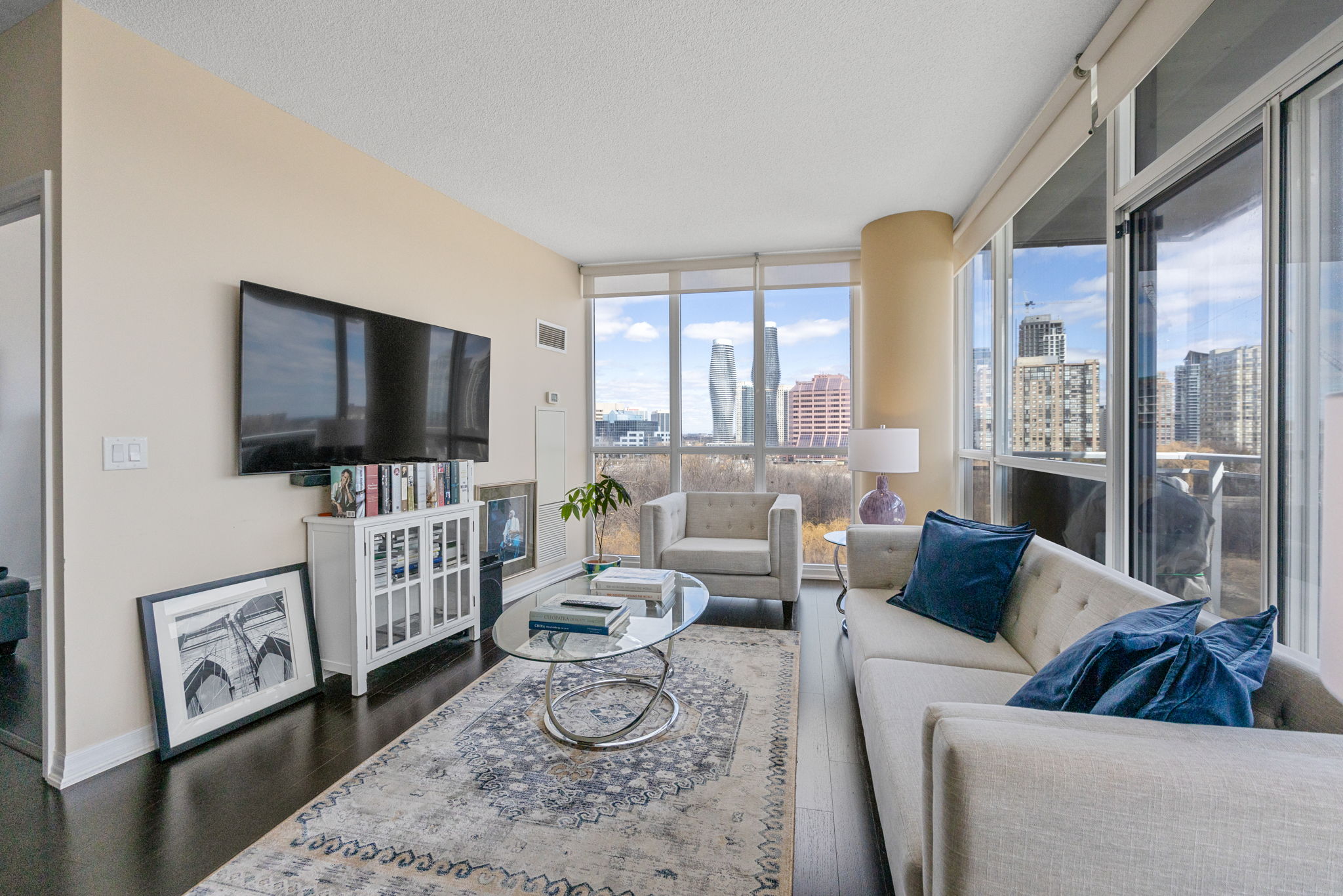 Mississauga property showcase — delivered property photograph 7