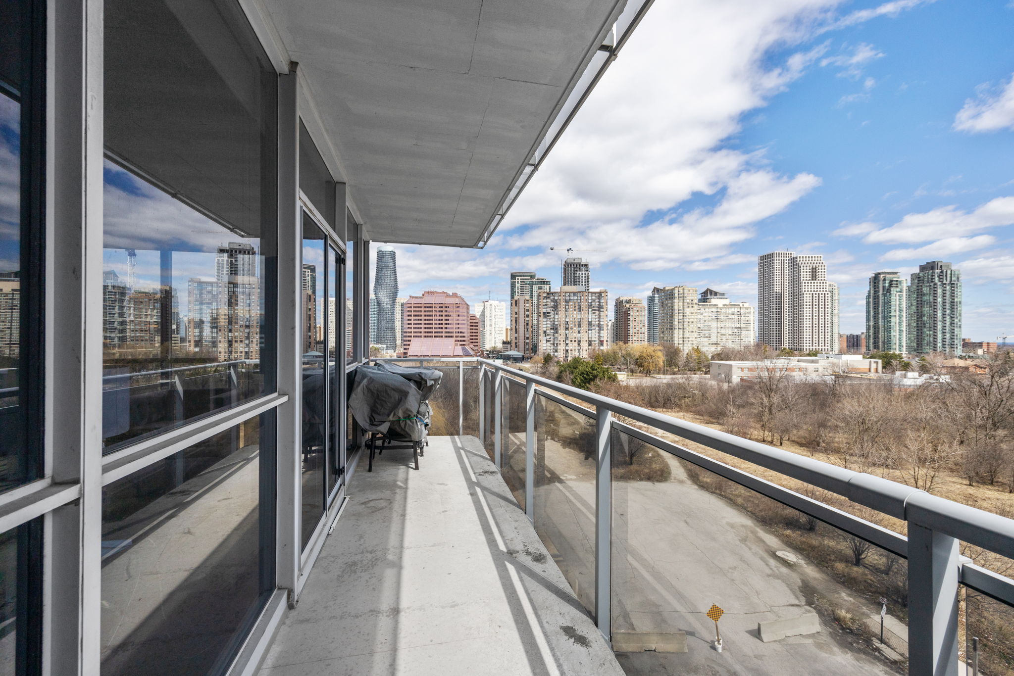 Mississauga property showcase — delivered property photograph 22
