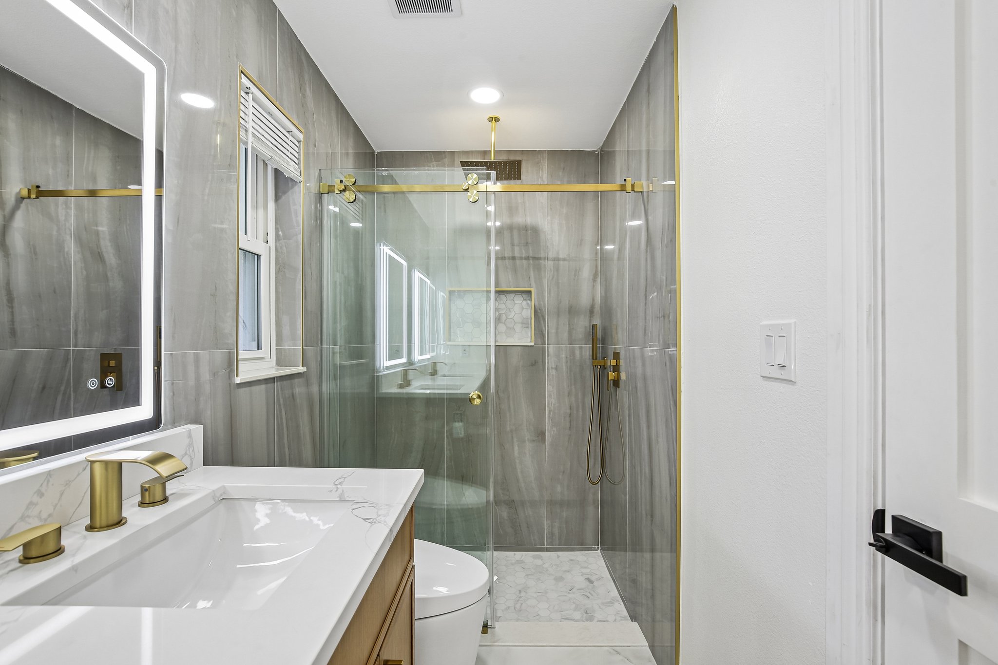 Albright Dr-S0506-013.jpg