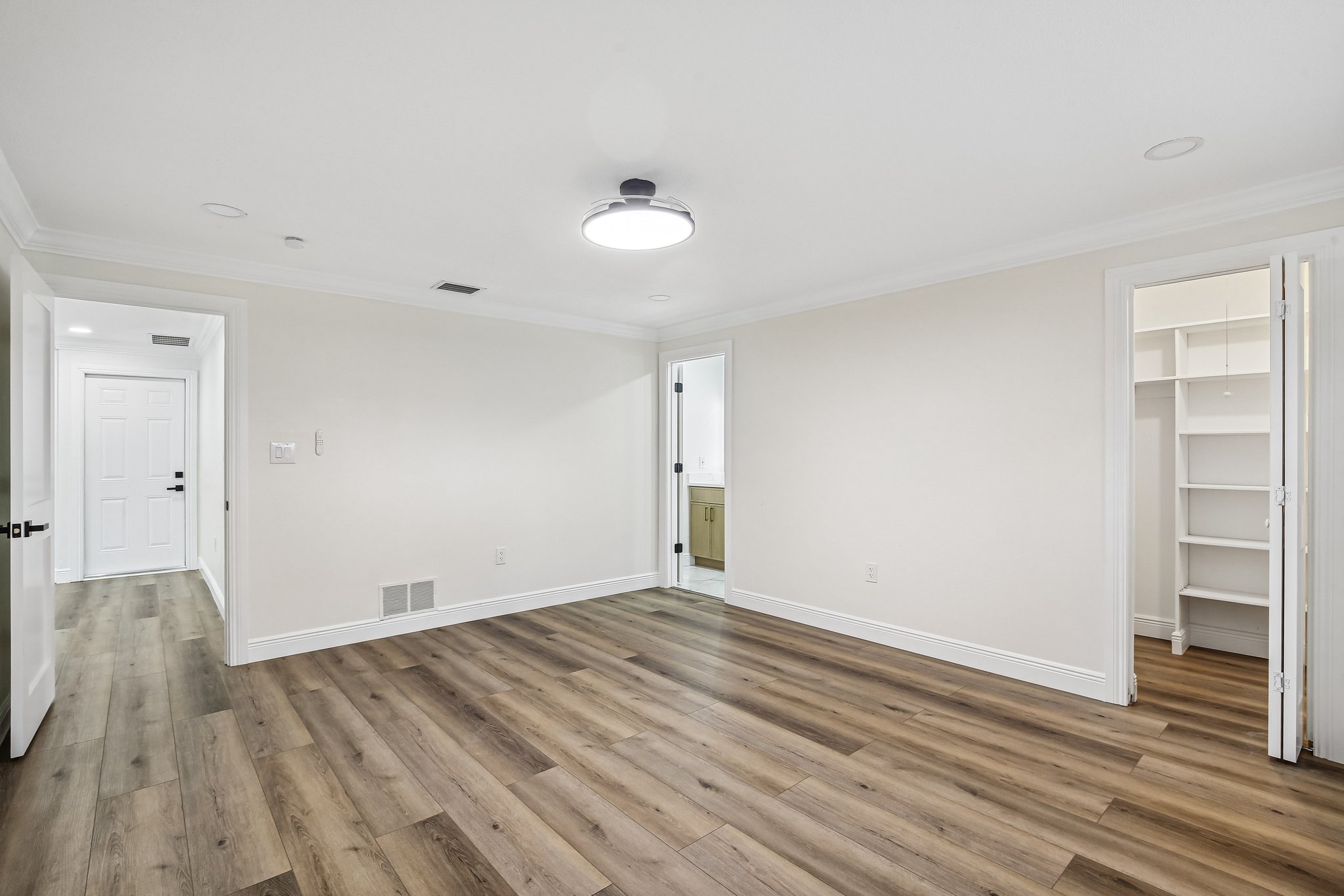 Albright Dr-S0506-016.jpg