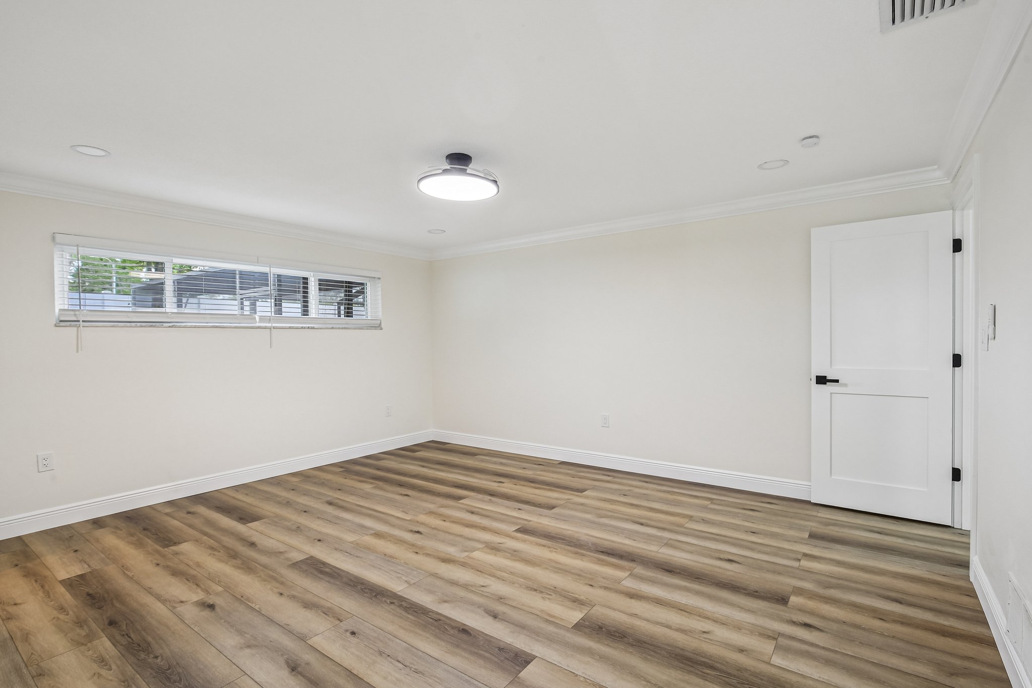 Albright Dr-S0506-018.jpg