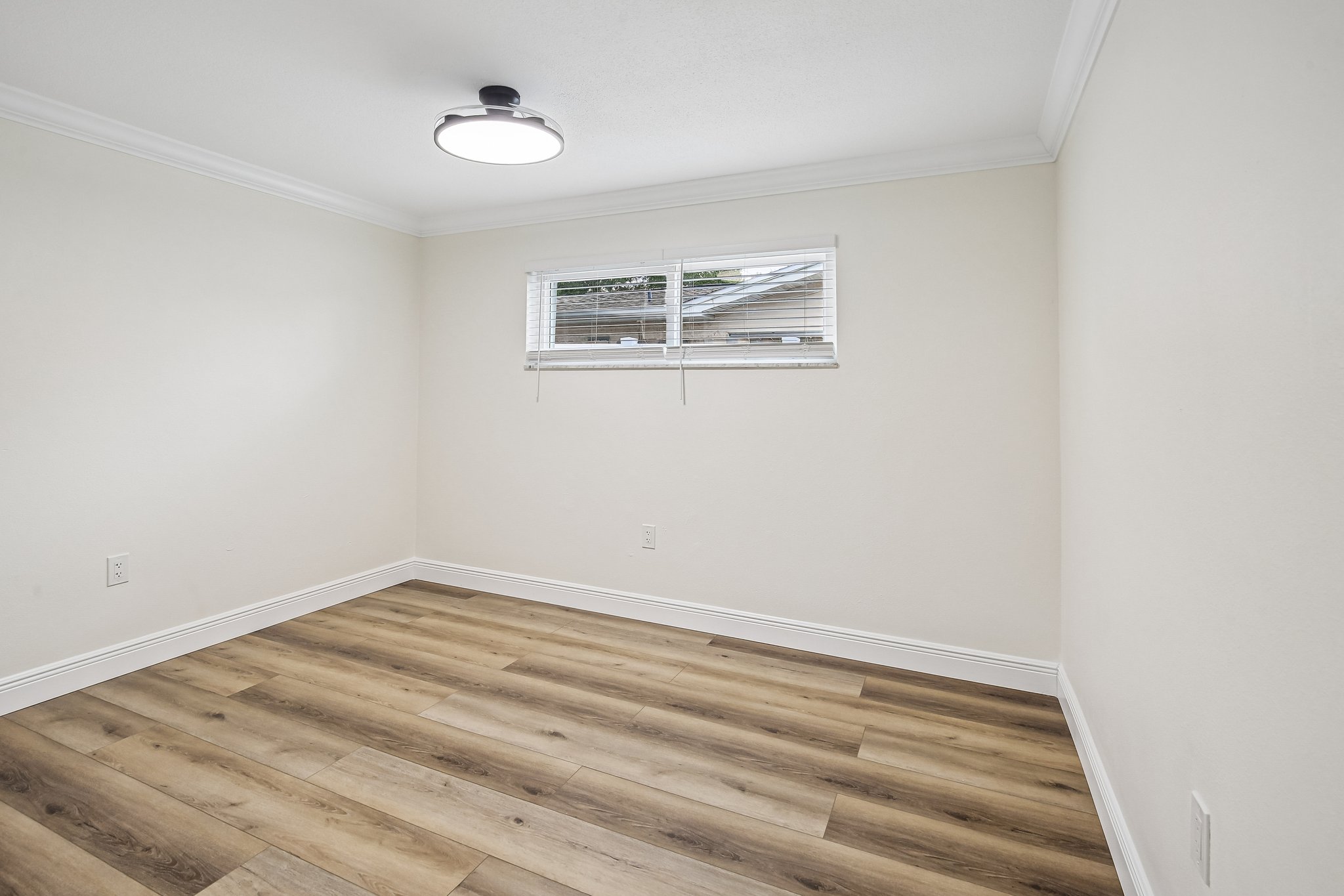 Albright Dr-S0506-025.jpg