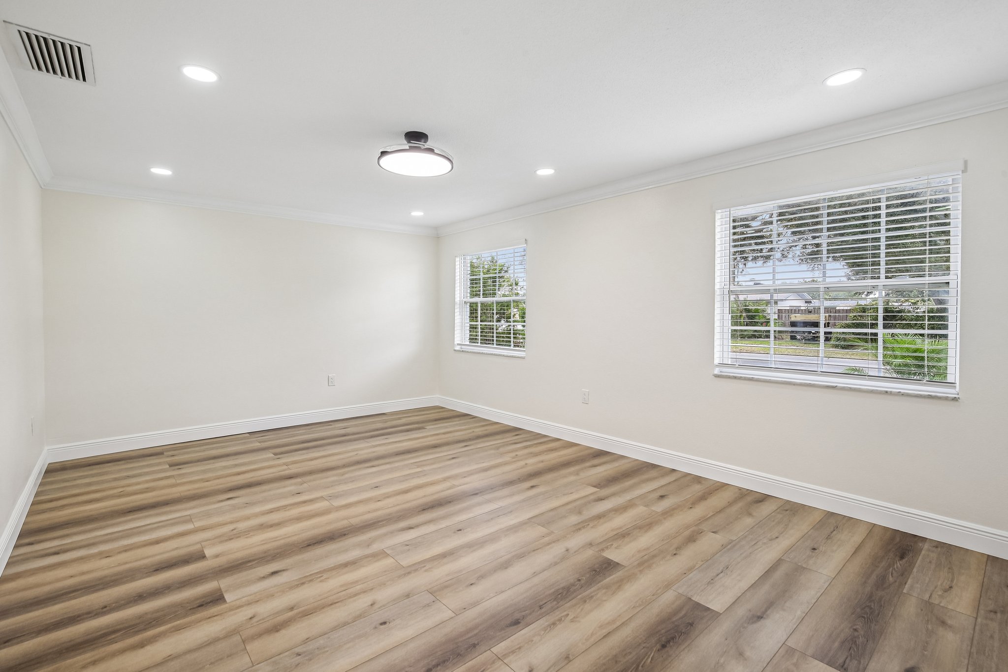 Albright Dr-S0506-031.jpg